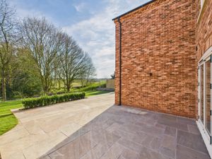 Patio area- click for photo gallery
